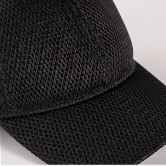 lululemon athletica Accessories - Lululemon Baller Hat *Mesh Black NWT O/S